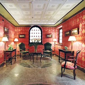 bauer-casanova.hotelinveneto.com/